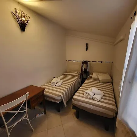 A 100m Dal Mare Con Giardino E Parcheggio Casa vacanze Solanas (Cagliari)